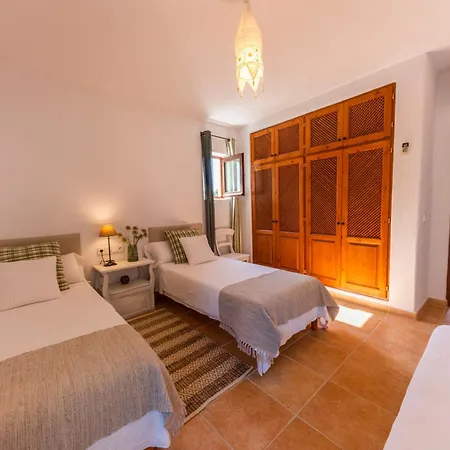 Casa De Campo Con Piscina - Relax En Ibiza *