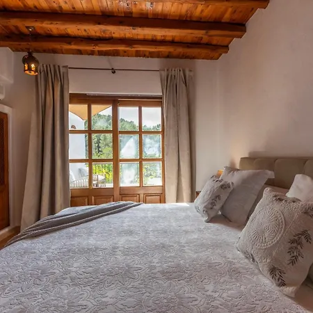 Villa Casa De Campo Con Piscina - Relax En Ibiza *